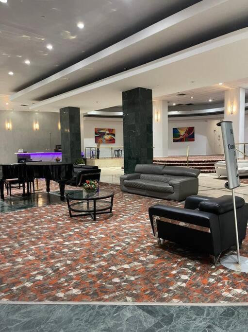 マイアミビーチChic Ocean Front Studio!アパートメント エクステリア 写真